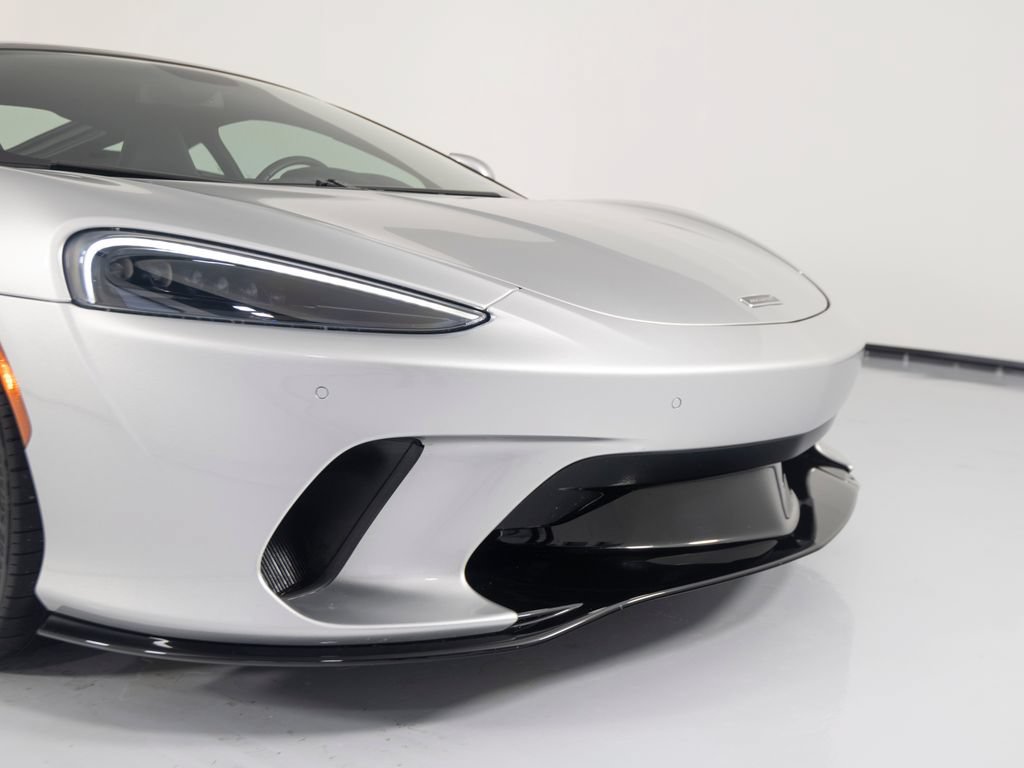 Used 2022 McLaren GT RWD image 35