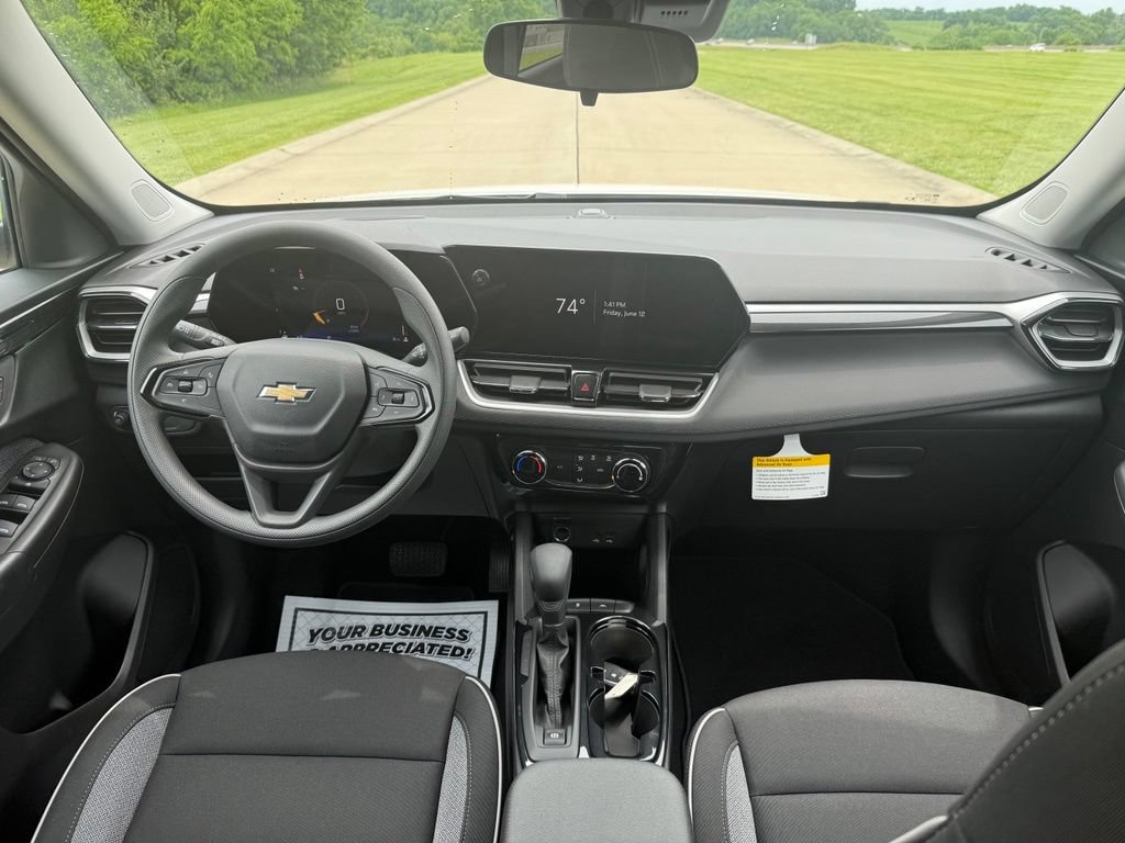New 2026 Chevrolet TrailBlazer LT FWD image 16