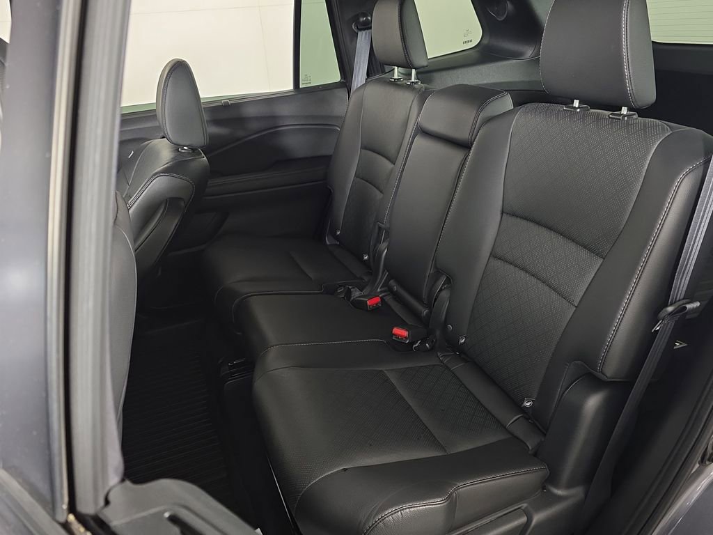 Used 2020 Honda Passport Touring image 17
