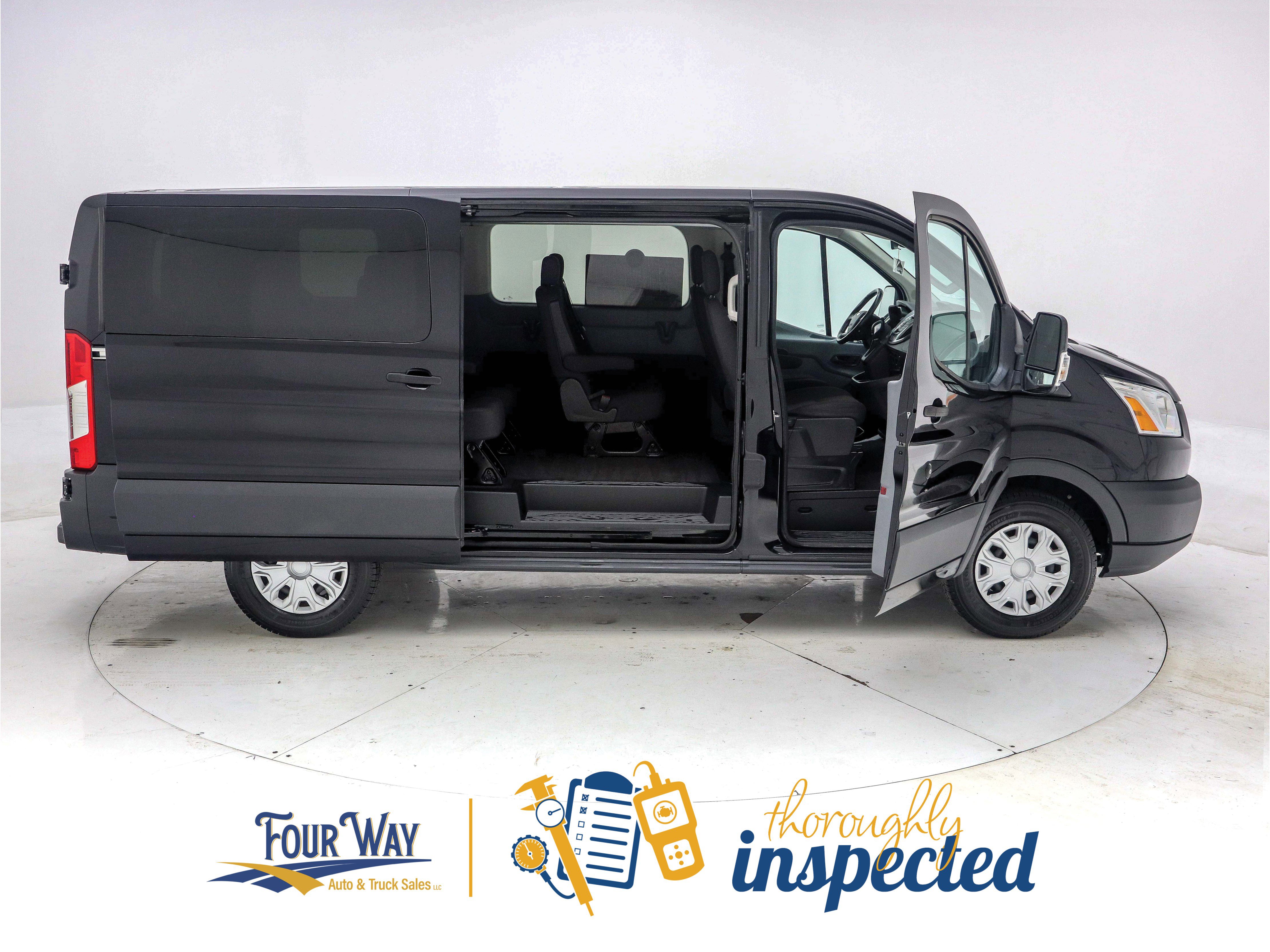 Used 2016 Ford Transit 150 XLT image 3
