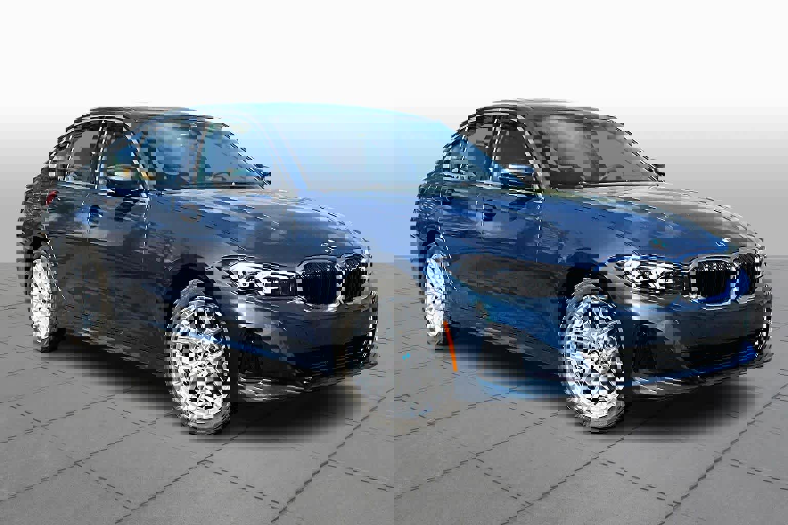 Certified 2025 BMW 330i xDrive Sedan w/ Premium Package image 3