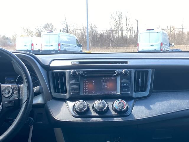 Used 2017 Toyota RAV4 LE w/ Carpet Mat Package image 21