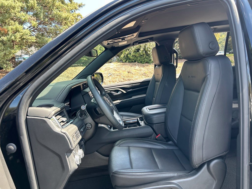 Used 2023 GMC Yukon XL Denali w/ Max Trailering Package AWD/4WD image 40