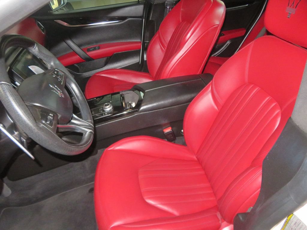 Used 2017 Maserati Ghibli S RWD image 19