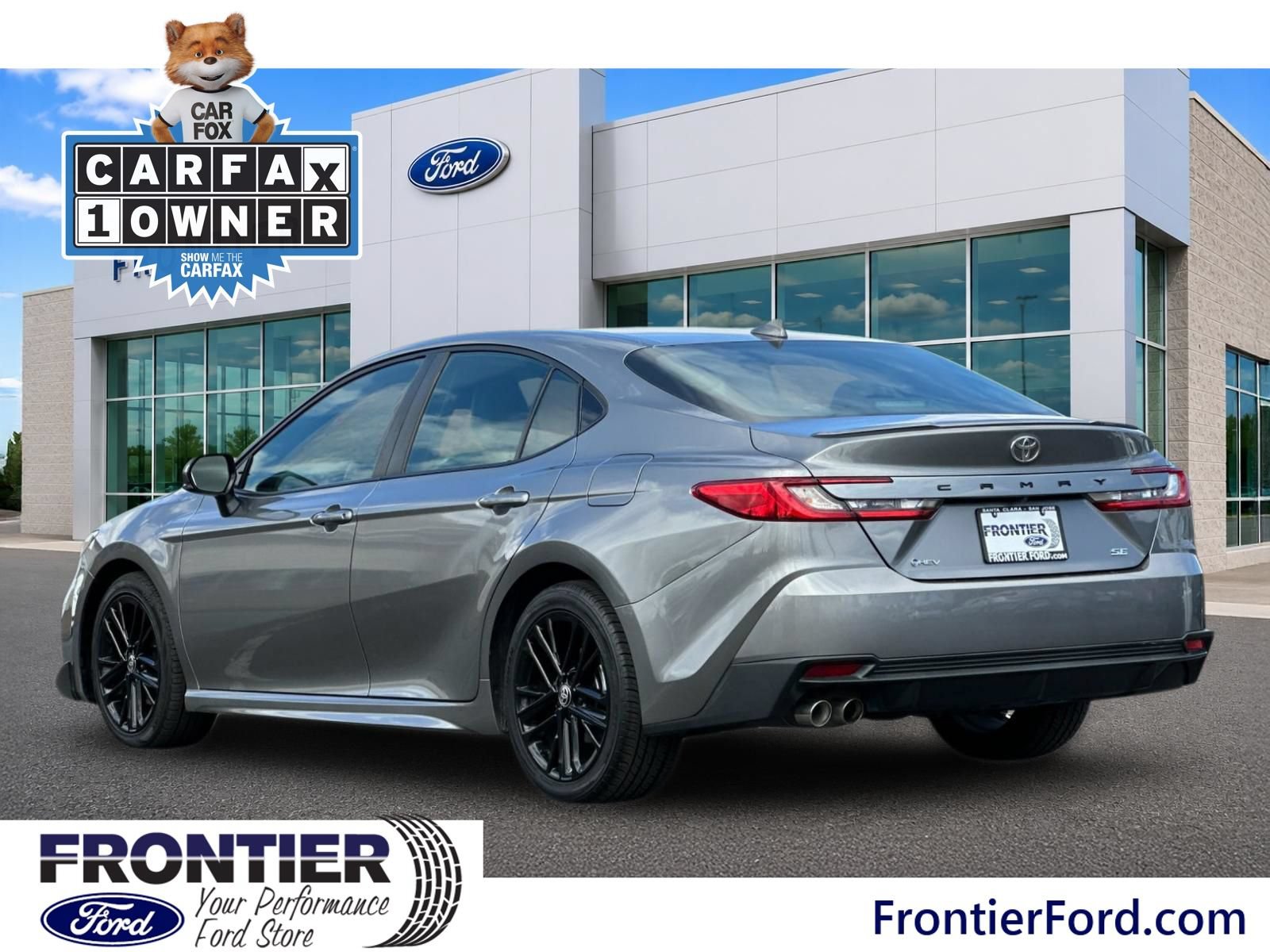 Used 2025 Toyota Camry SE FWD image 7