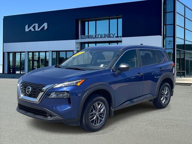Used 2021 Nissan Rogue S FWD image 3