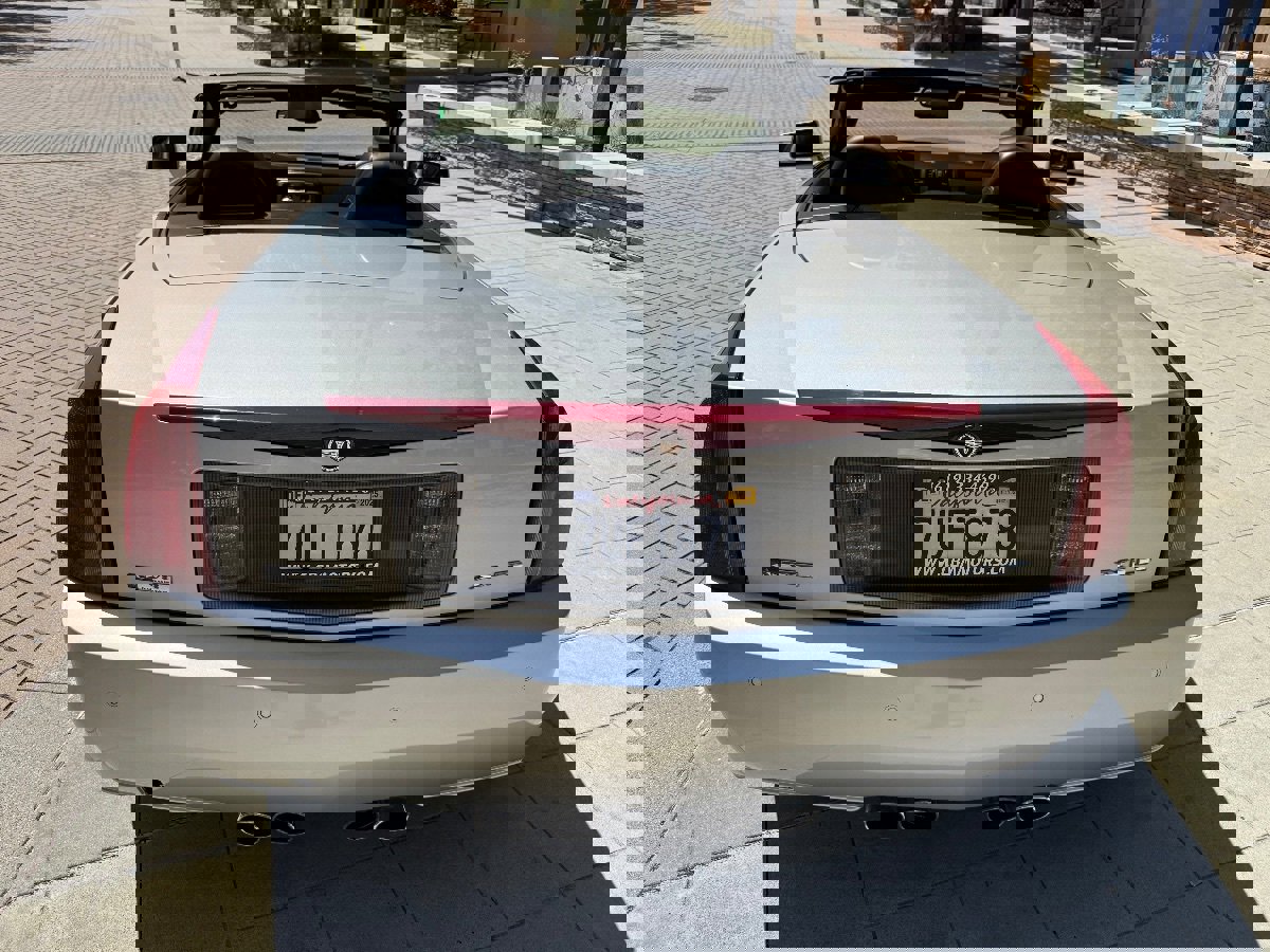 Used 2008 Cadillac XLR image 9