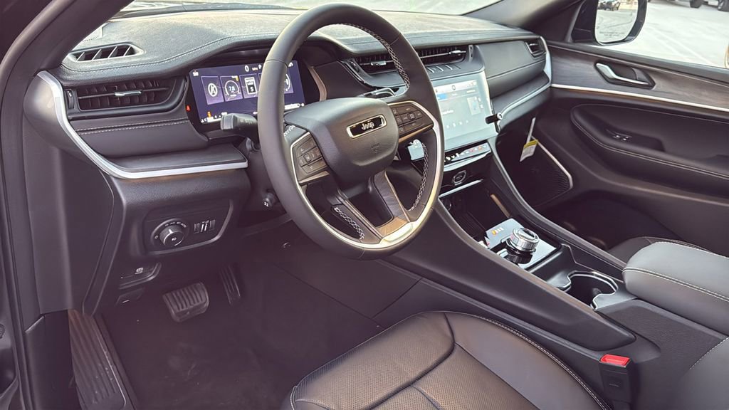 New 2026 Jeep Grand Cherokee Limited image 18