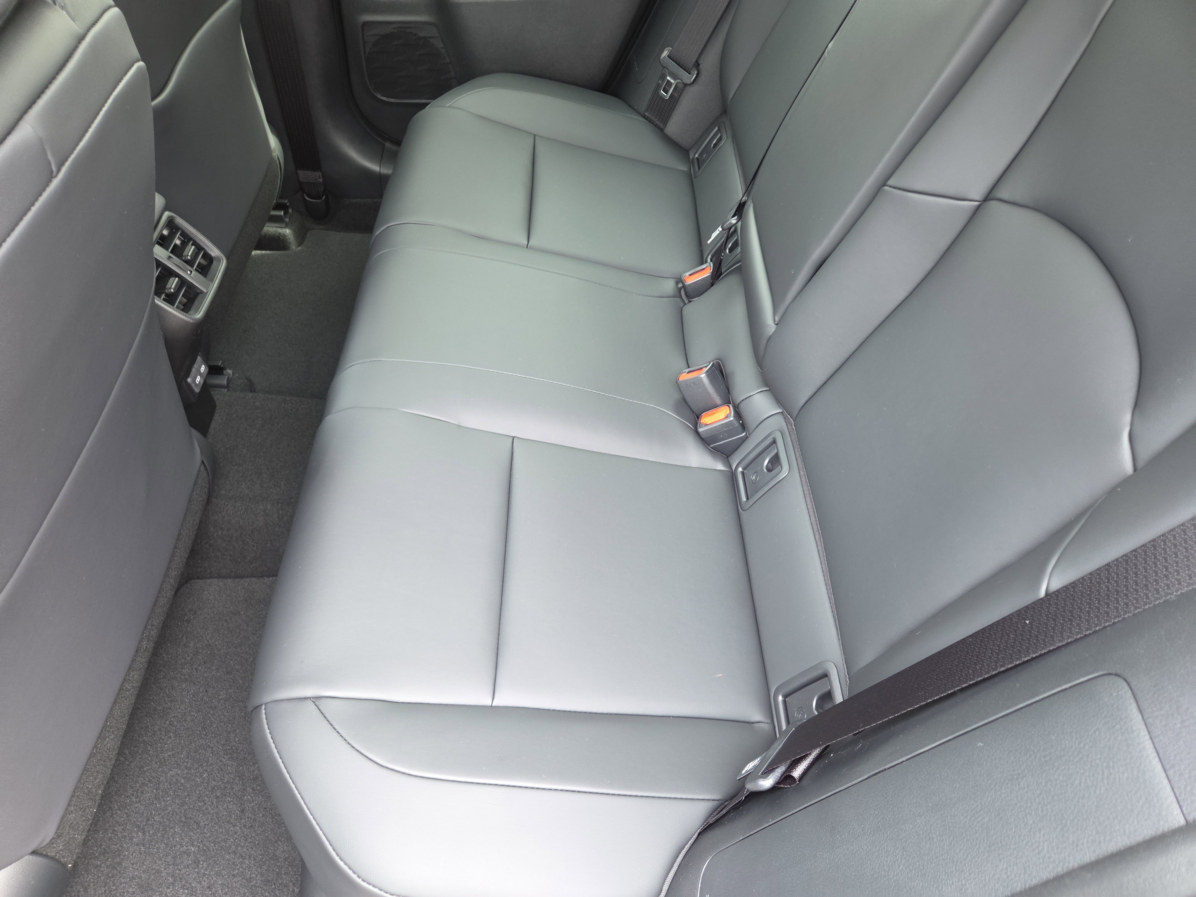 New 2026 Lexus UX 300h AWD image 9