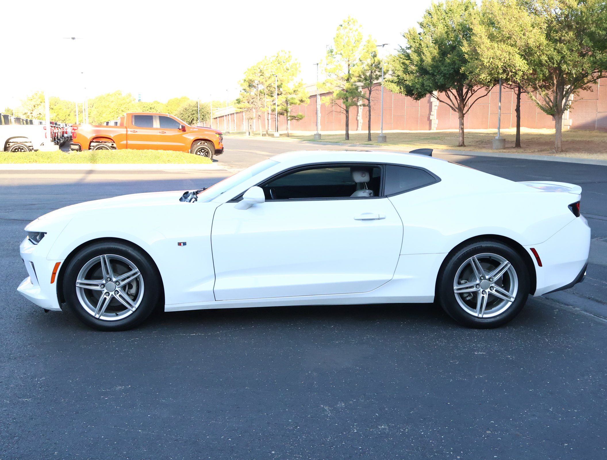 Used 2017 Chevrolet Camaro LT RWD image 27