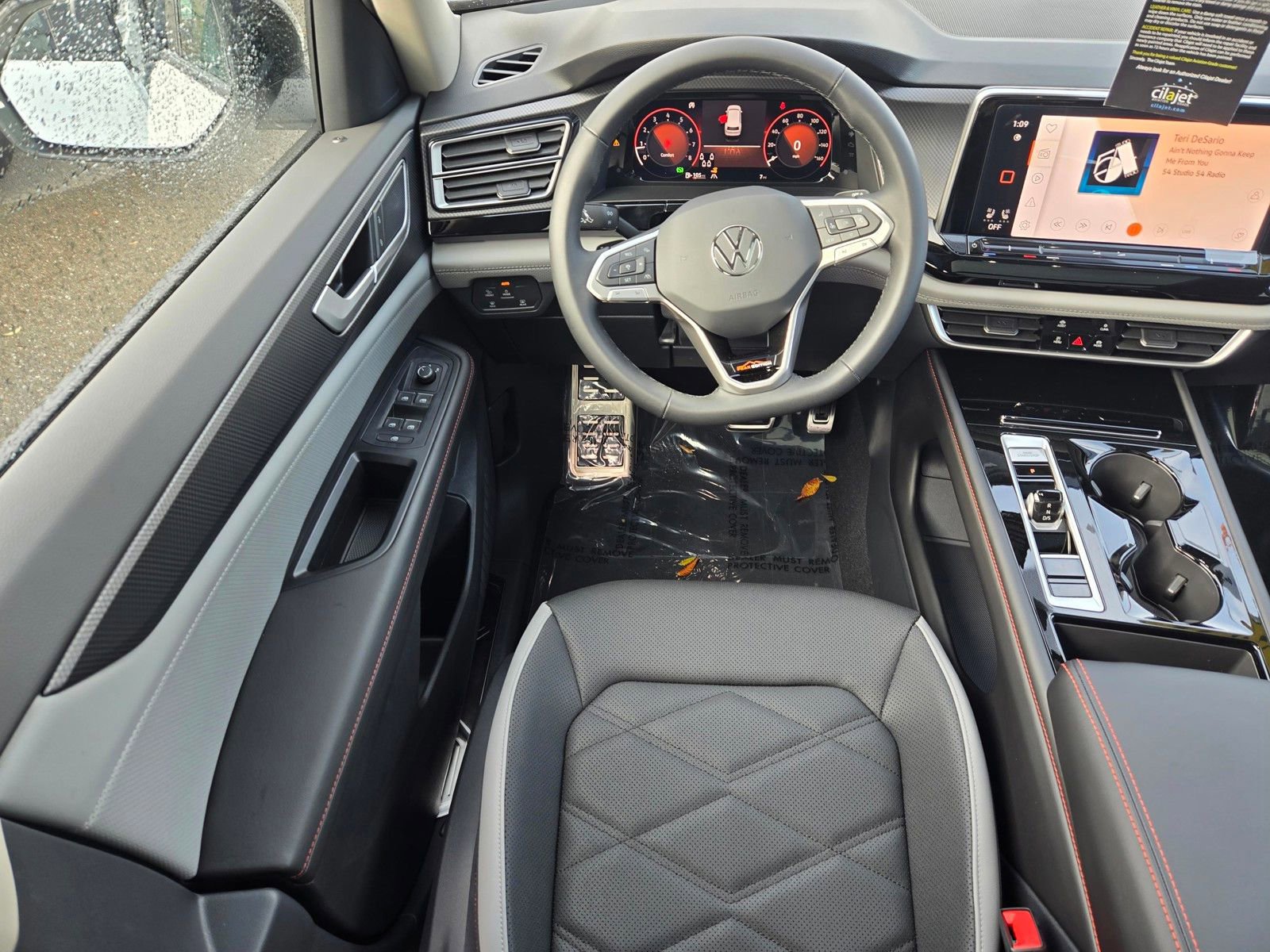 New 2026 Volkswagen Atlas Peak Edition image 9