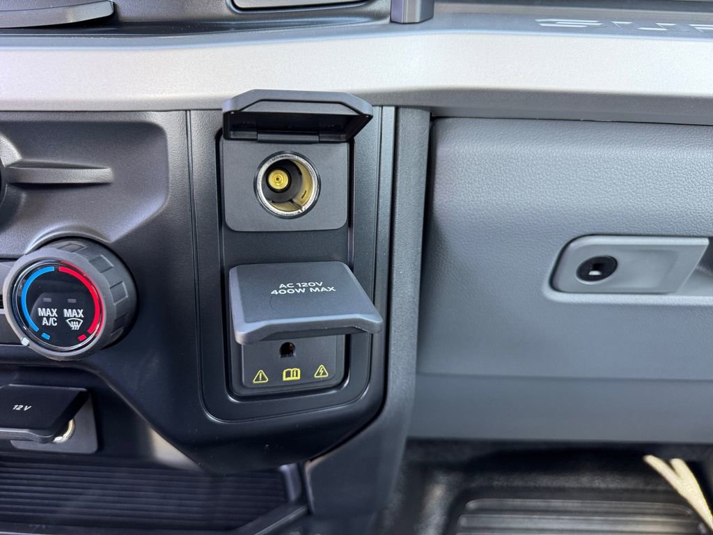 New 2025 Ford F550 4x4 Crew Cab Super Duty image 33