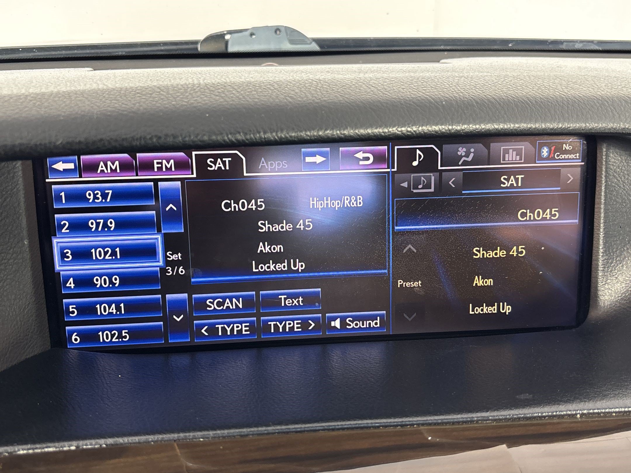 Used 2013 Lexus LS 460 AWD w/ Comfort Pkg image 18