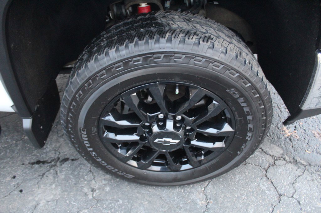 Used 2025 Chevrolet Silverado 2500 LT w/ All Star Edition image 35