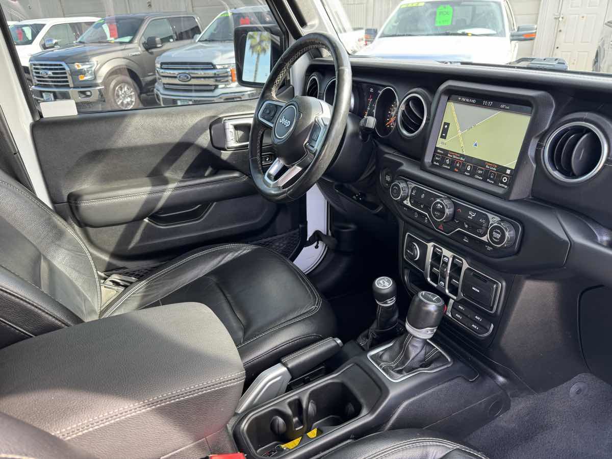 Used 2020 Jeep Gladiator Overland image 18