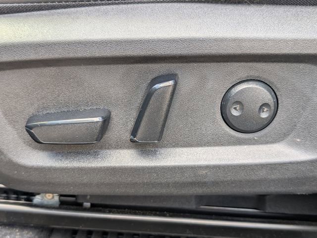 Used 2024 Nissan Rogue SV w/ SV Premium Package image 14