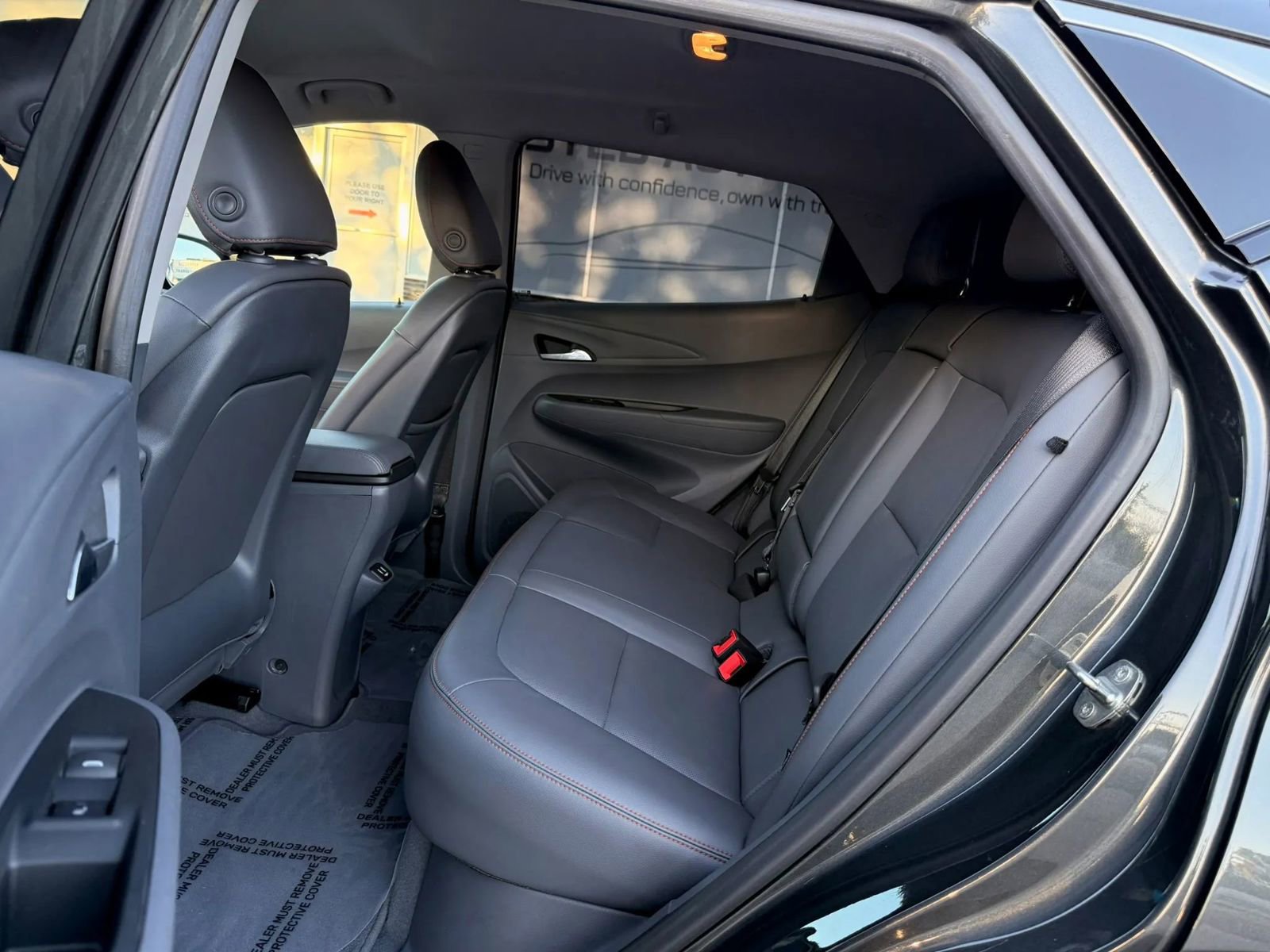 Used 2020 Chevrolet Bolt Premier w/ Infotainment Package FWD image 18