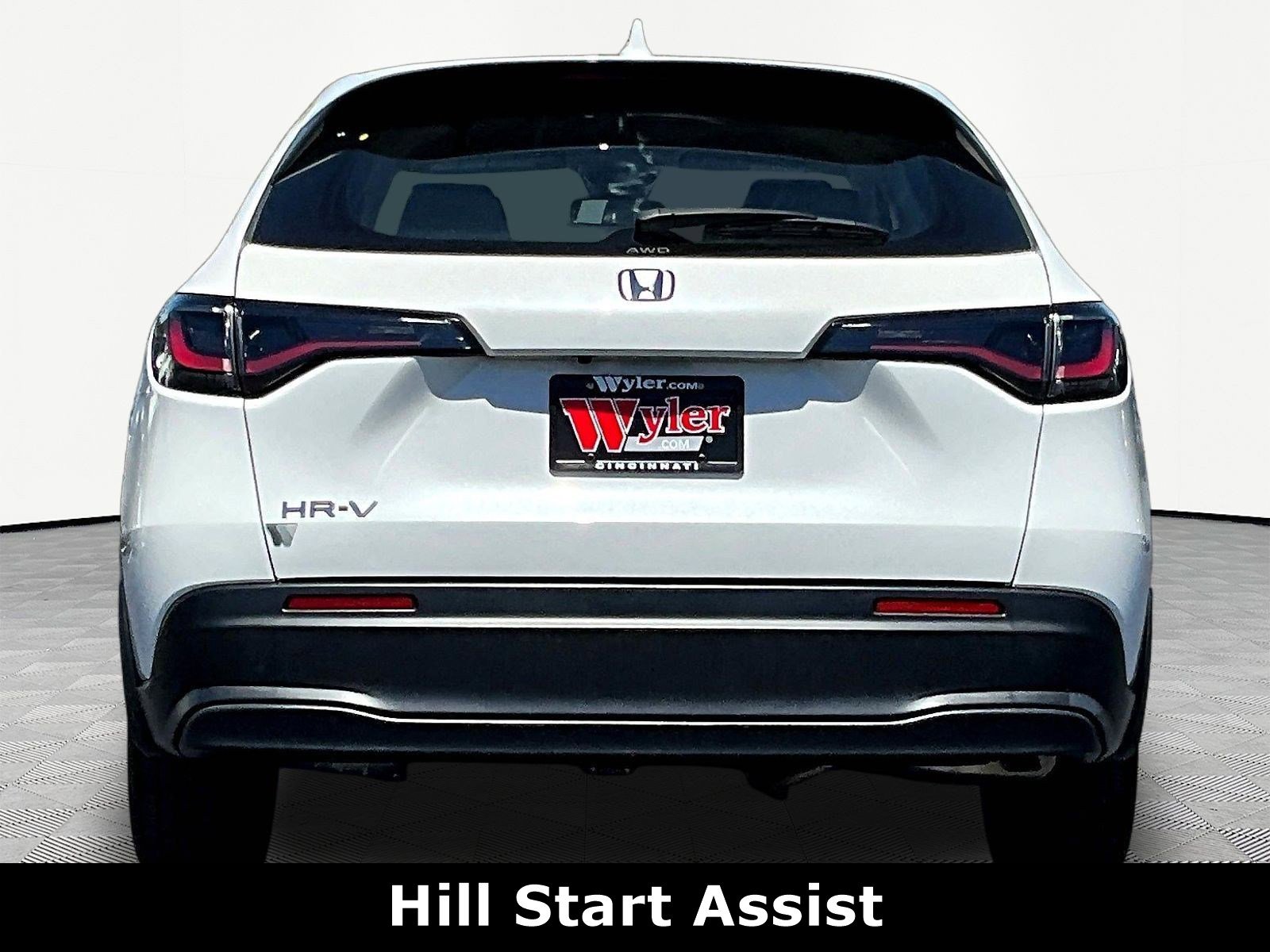 Used 2023 Honda HR-V LX image 5