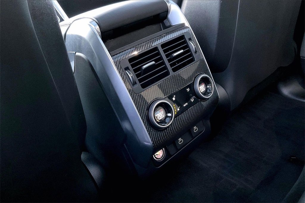 Used 2022 Land Rover Range Rover Sport SVR image 10