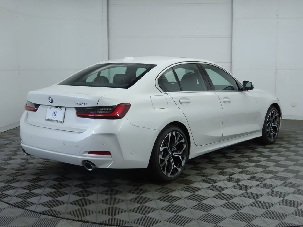New 2026 BMW 330i Sedan w/ Premium Package image 5