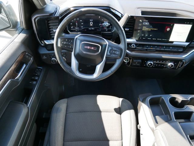 Used 2024 GMC Sierra 1500 SLE w/ Preferred Package AWD/4WD image 9