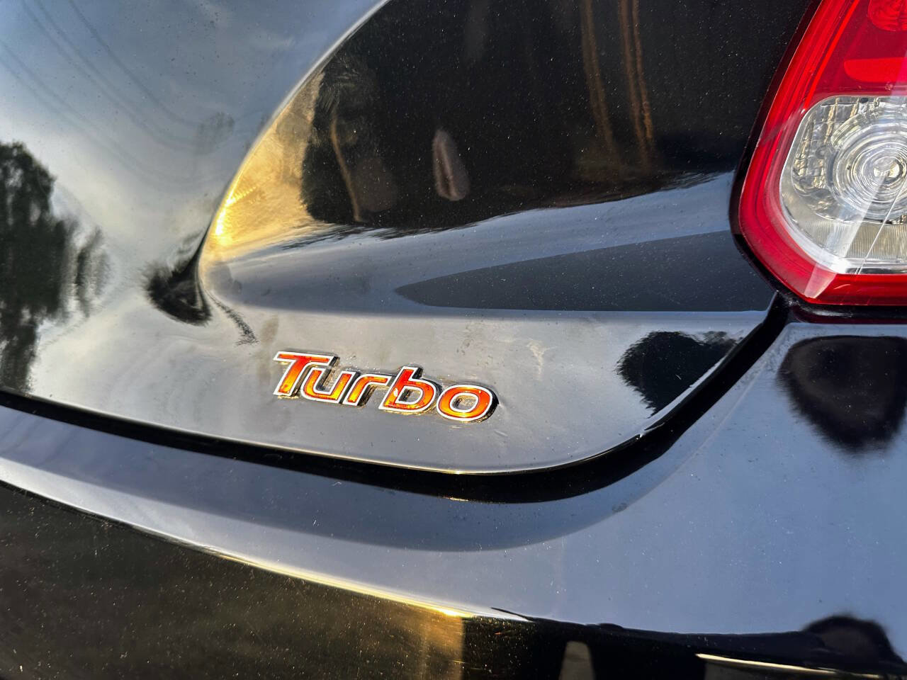 Used 2014 Hyundai Veloster Turbo image 40