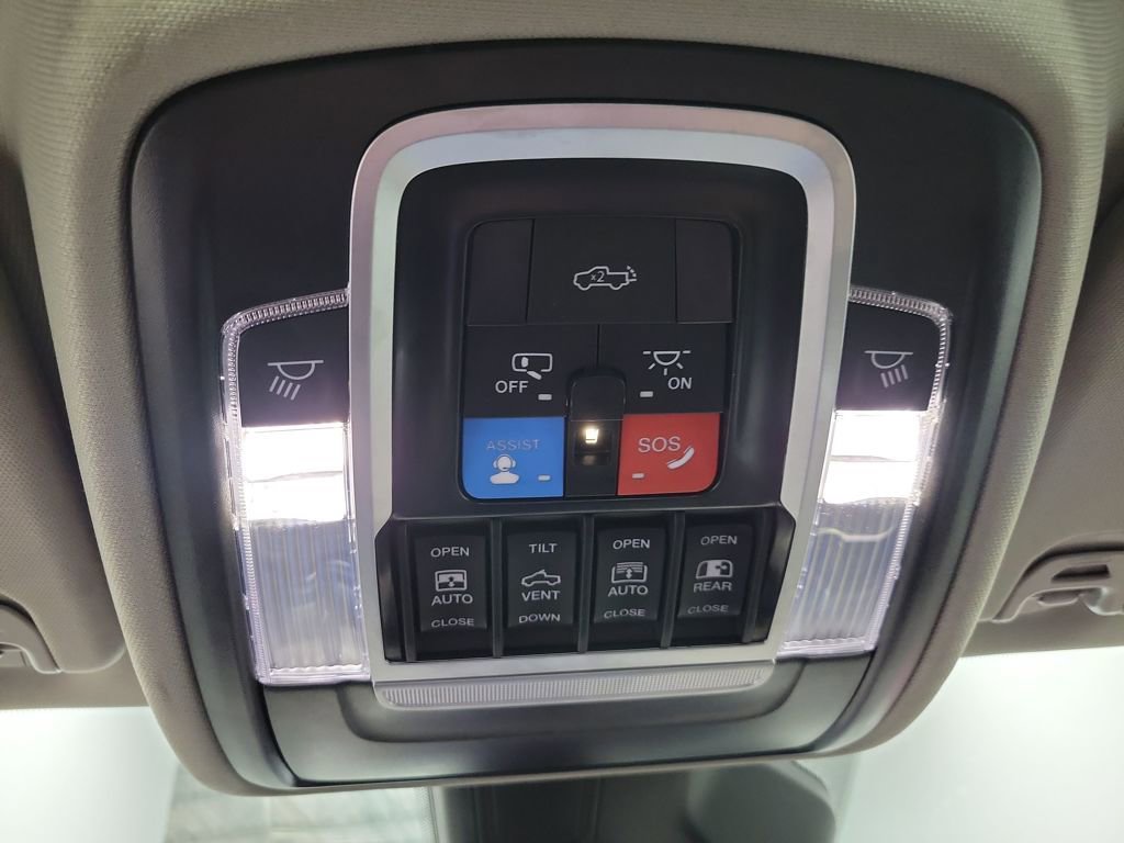 Used 2025 RAM 1500 Limited AWD/4WD image 55