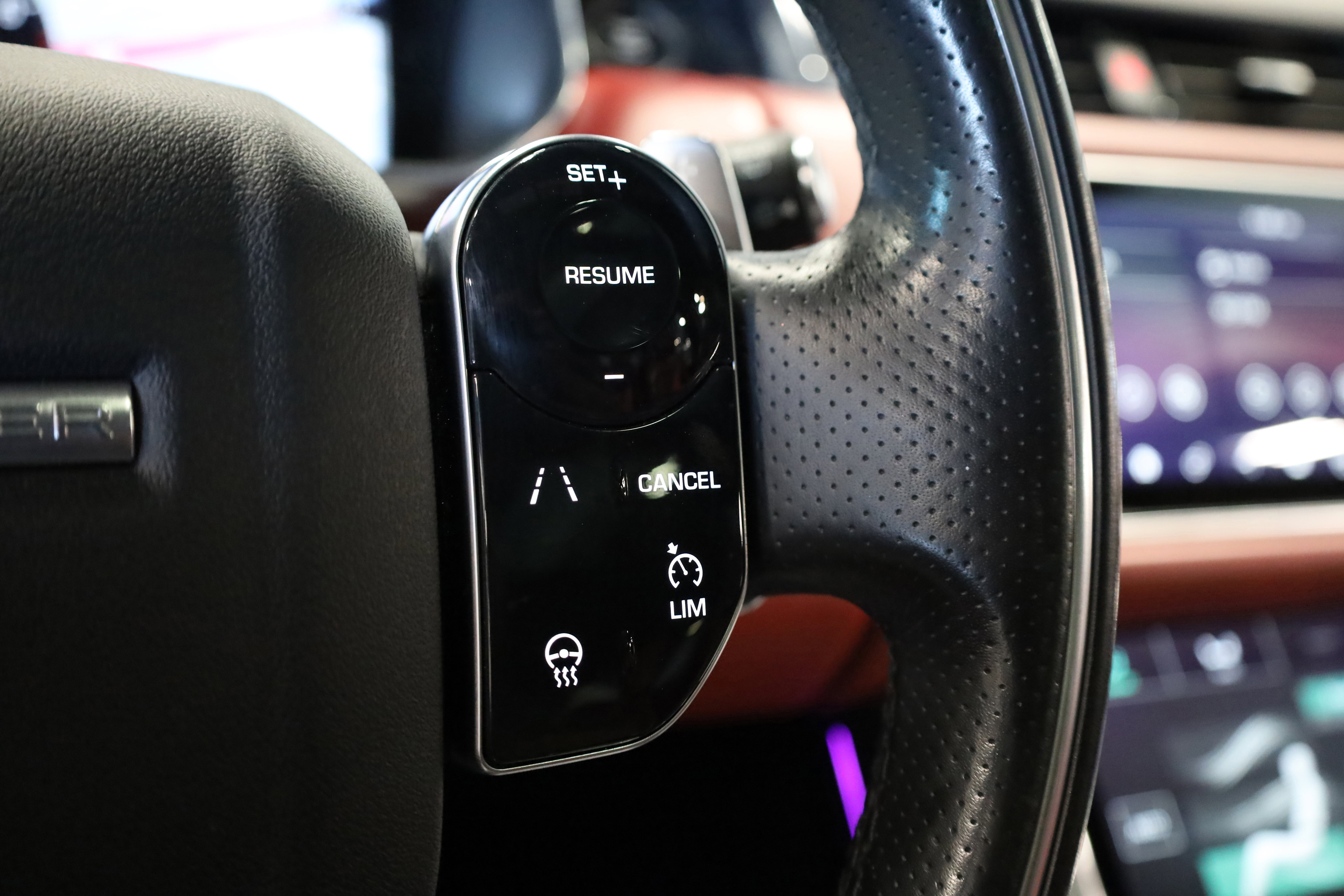 Used 2020 Land Rover Range Rover Sport HSE Dynamic image 25