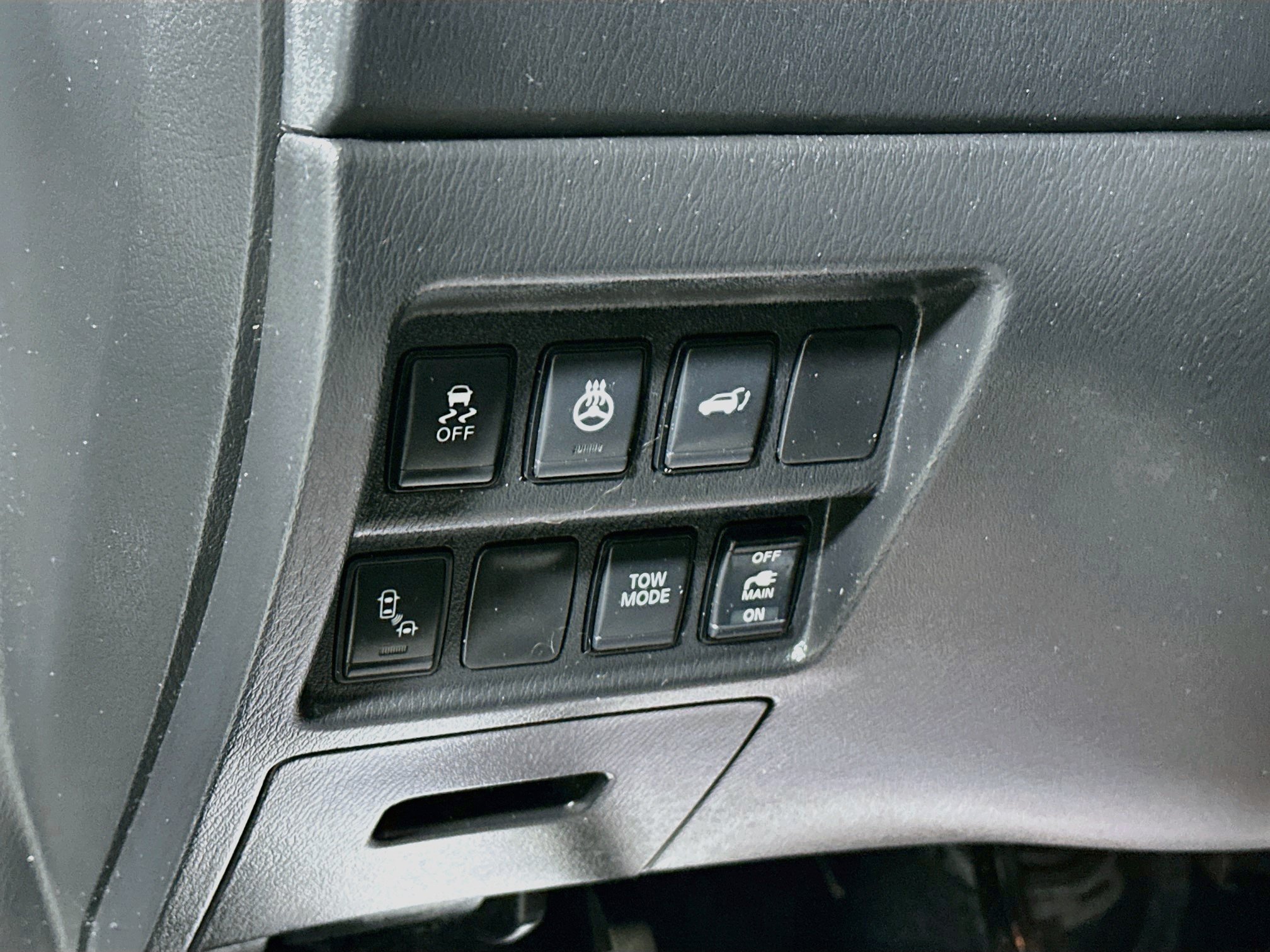 Used 2019 Nissan Pathfinder SL AWD/4WD image 10