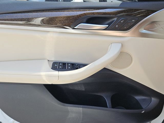 Used 2019 BMW X3 sDrive30i w/ Convenience Package image 16