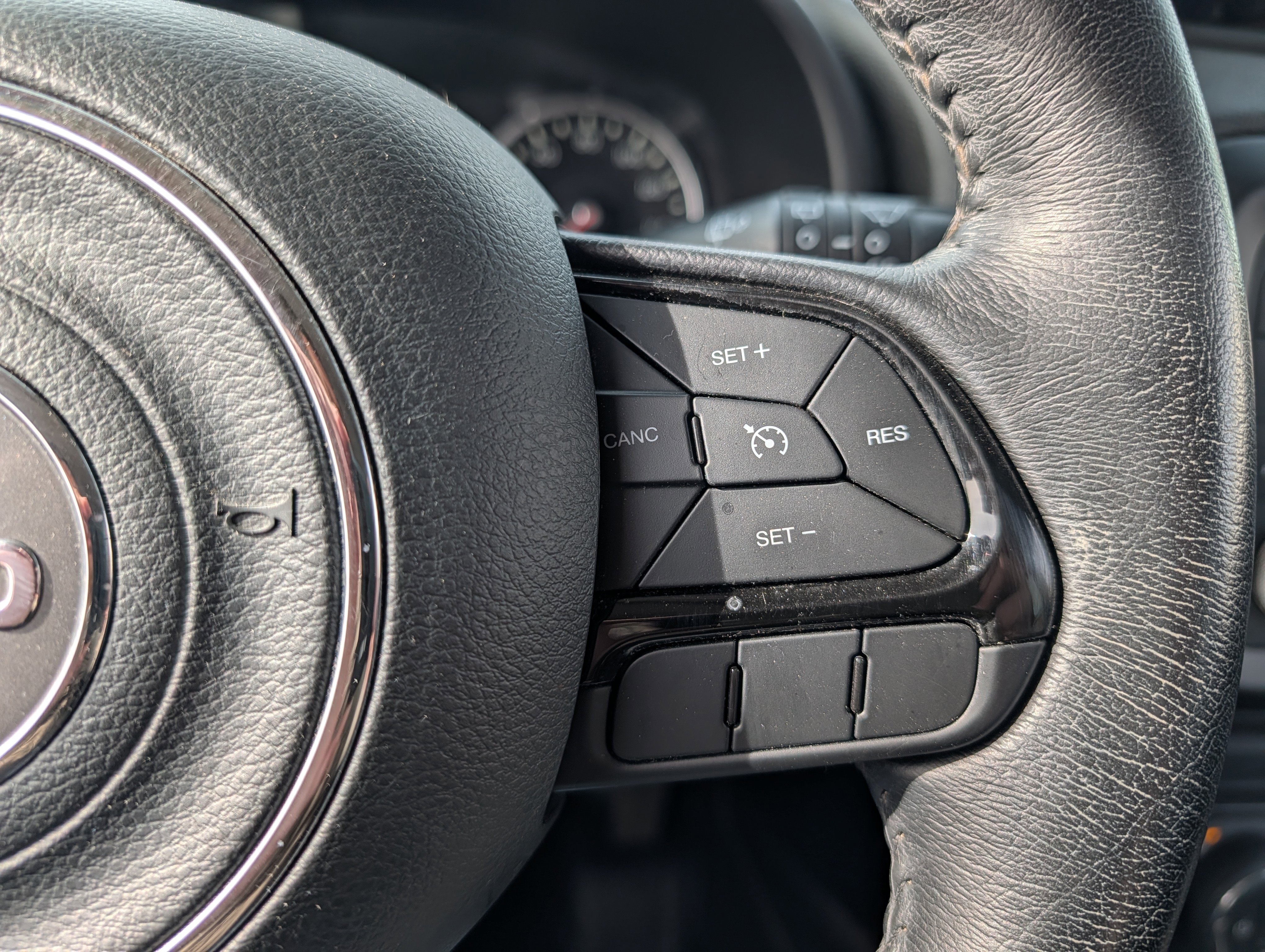 Used 2017 Jeep Renegade Altitude AWD/4WD image 20