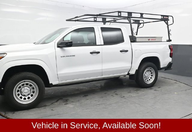 Used 2024 Chevrolet Colorado W/T w/ Safety Package RWD image 3