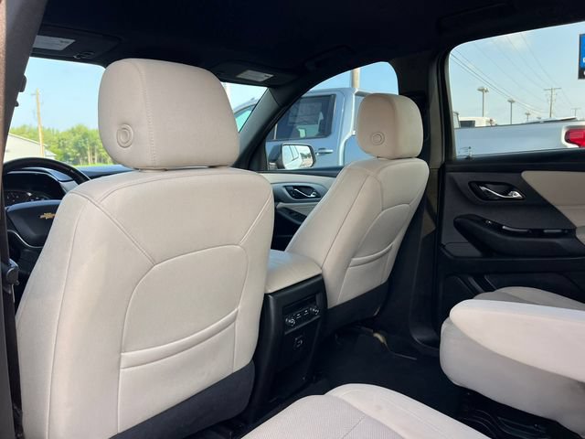 Used 2023 Chevrolet Traverse LT w/ LPO, Cargo Package AWD/4WD image 36