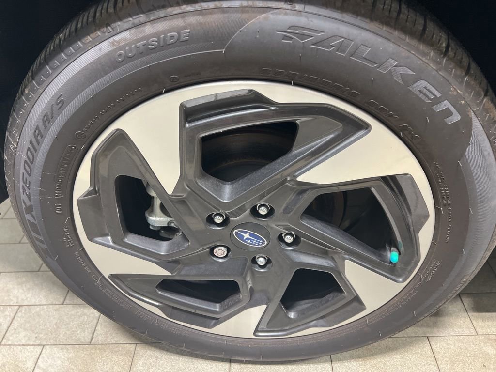 Certified 2025 Subaru Crosstrek 2.5i Limited AWD/4WD image 7