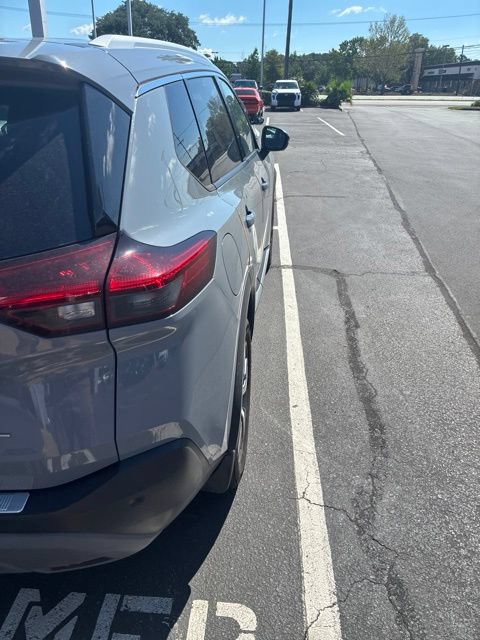 Used 2021 Nissan Rogue SL w/ Premium Package FWD image 8