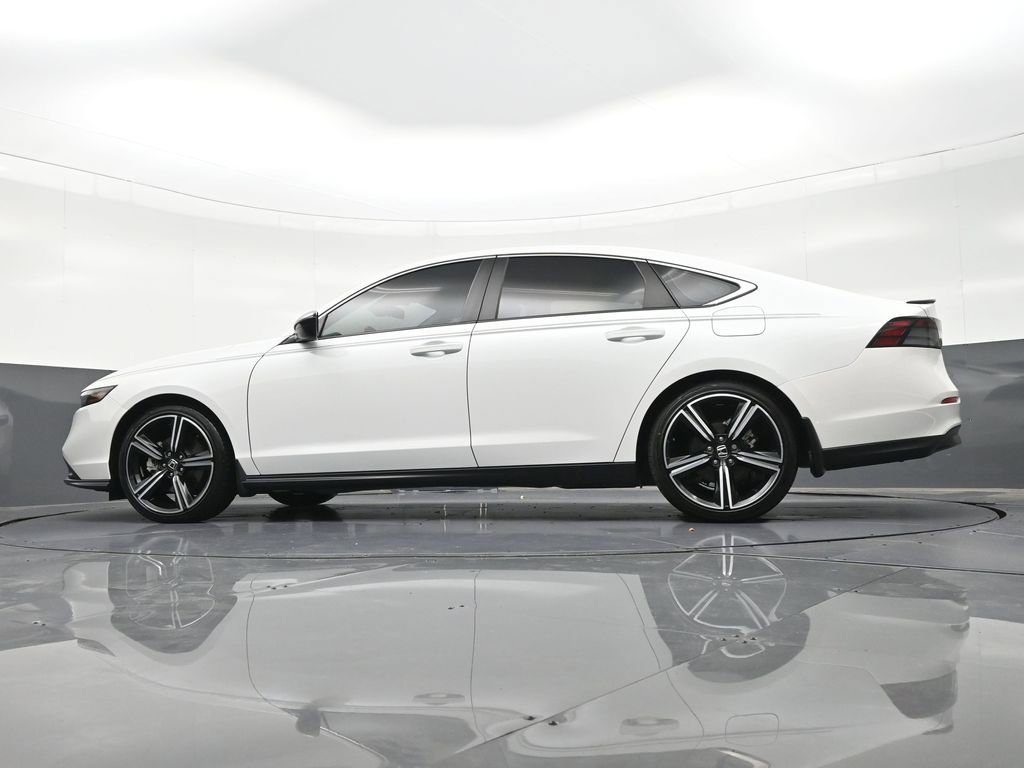 Used 2023 Honda Accord Sport image 25