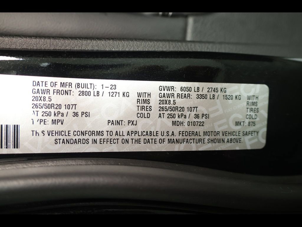 Used 2023 Jeep Grand Cherokee Altitude image 29