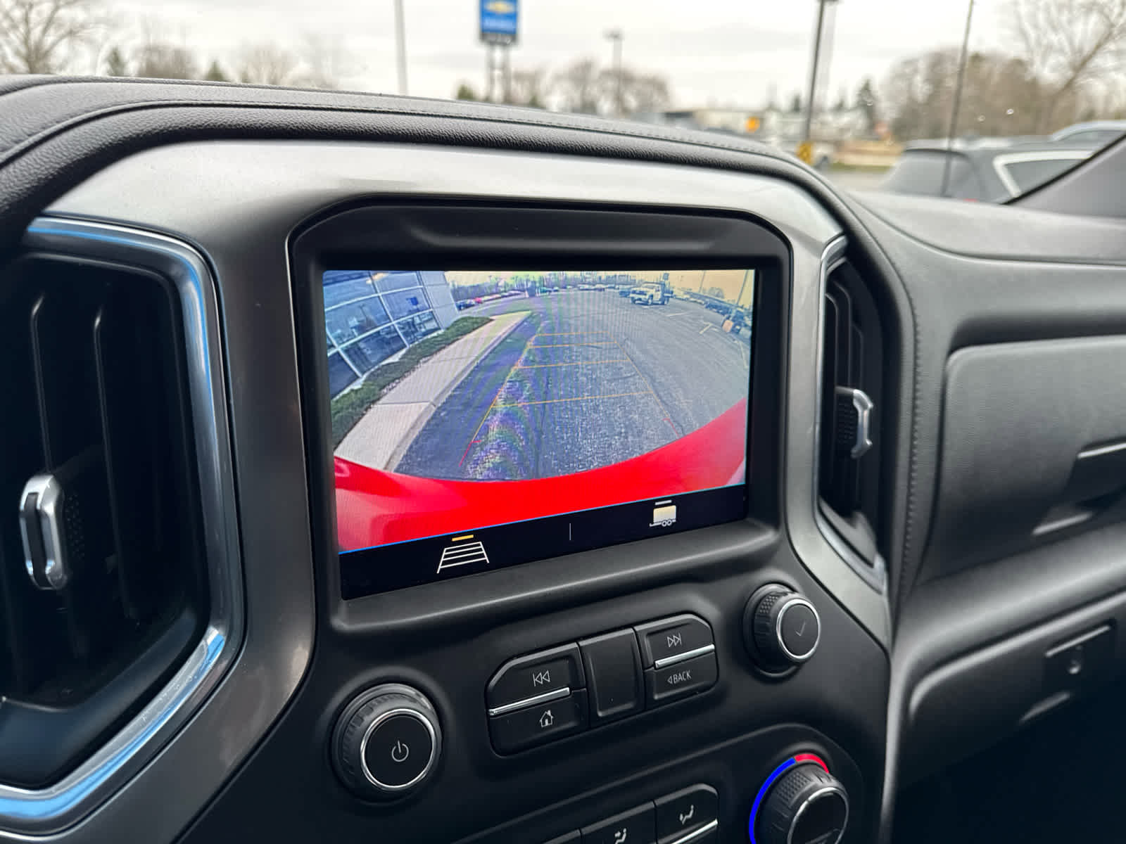 Used 2019 Chevrolet Silverado 1500 LT Trail Boss image 25