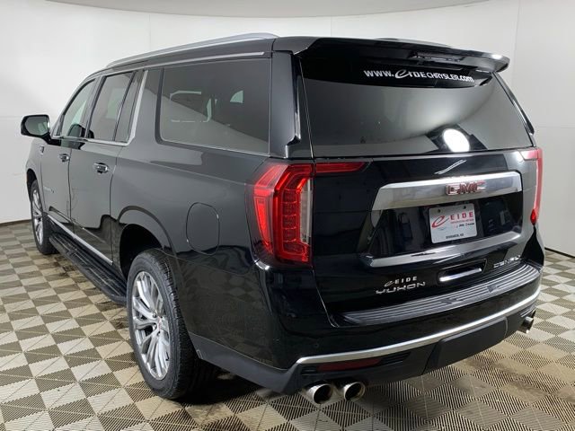 Used 2021 GMC Yukon XL Denali w/ Advanced Technology Package AWD/4WD image 7