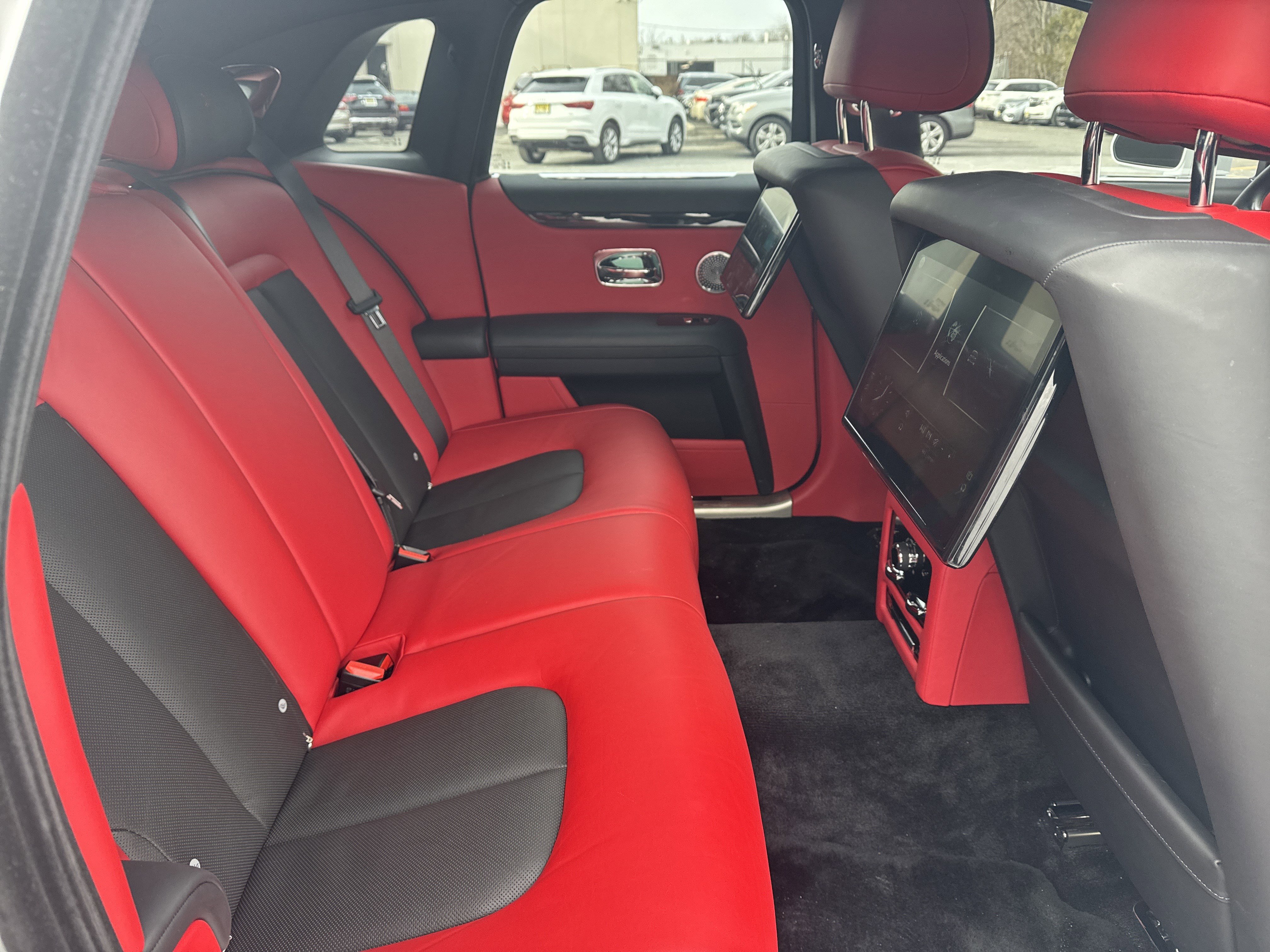 Certified 2022 Rolls-Royce Ghost w/ Ghost Package image 33