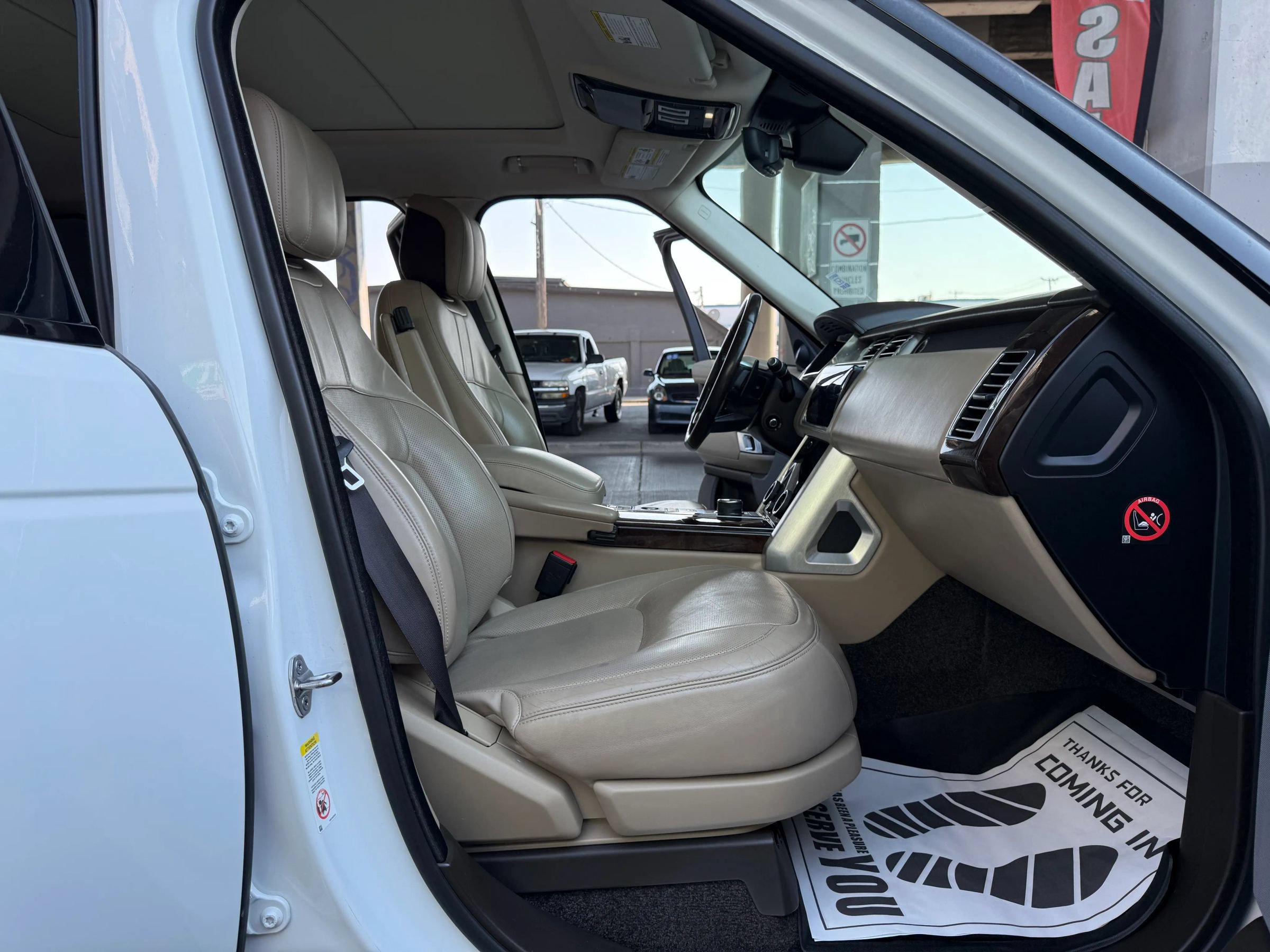 Used 2018 Land Rover Range Rover Supercharged AWD/4WD image 21