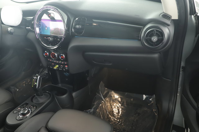 Used 2023 MINI Cooper SE image 18