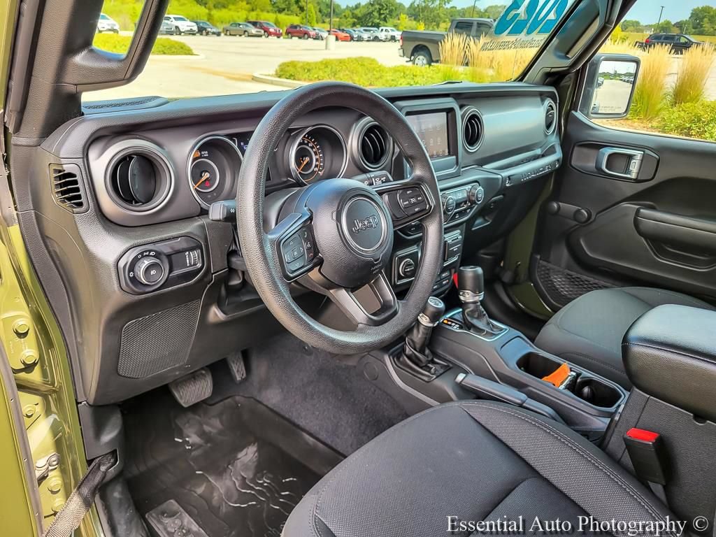 Used 2023 Jeep Wrangler Unlimited Sport AWD/4WD image 9