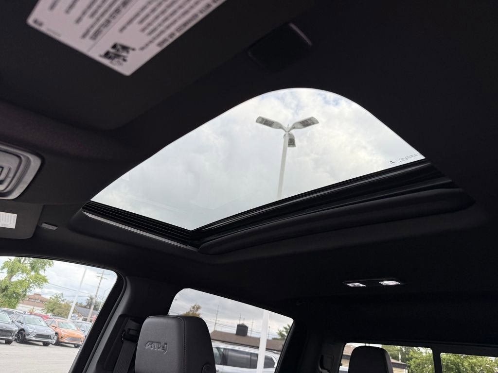 New 2026 GMC Sierra 1500 AT4 w/ AT4 Premium Package image 13