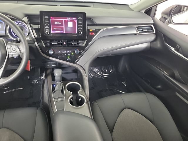 Used 2023 Toyota Camry LE FWD image 17