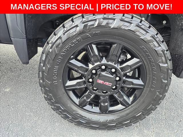 Used 2026 GMC Sierra 3500 AT4 image 19