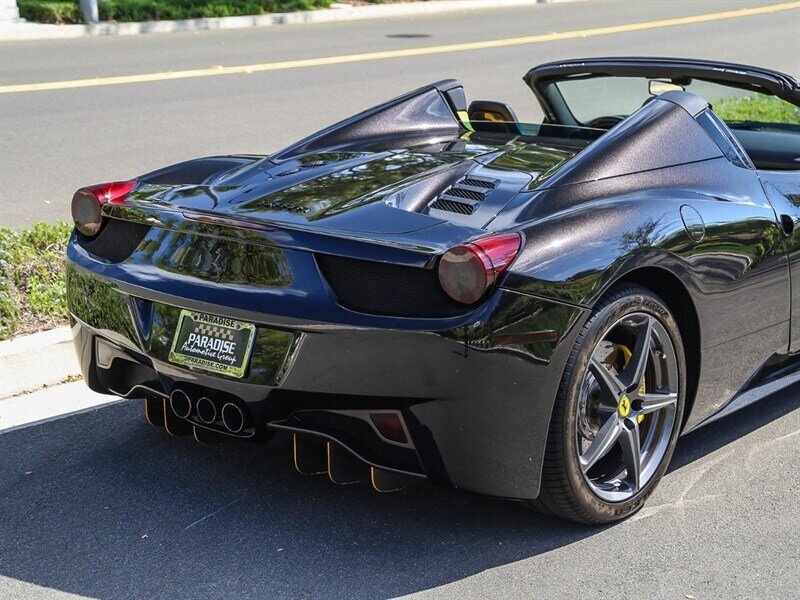 Used 2013 Ferrari 458 Spider RWD image 19