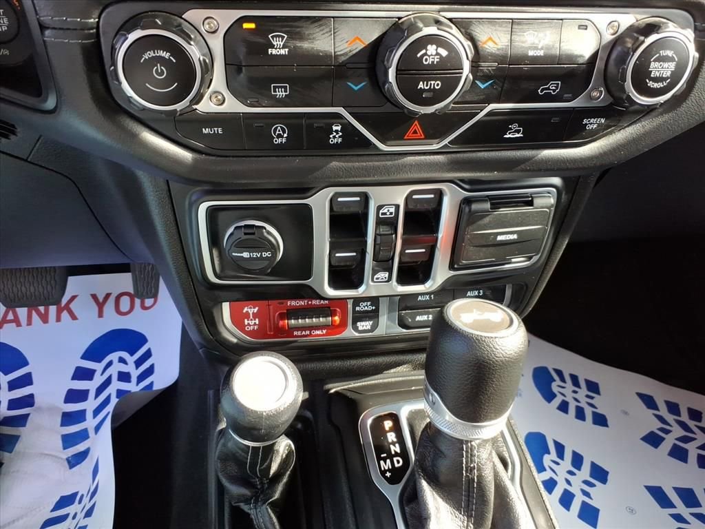 Used 2025 Jeep Wrangler Unlimited Rubicon image 16