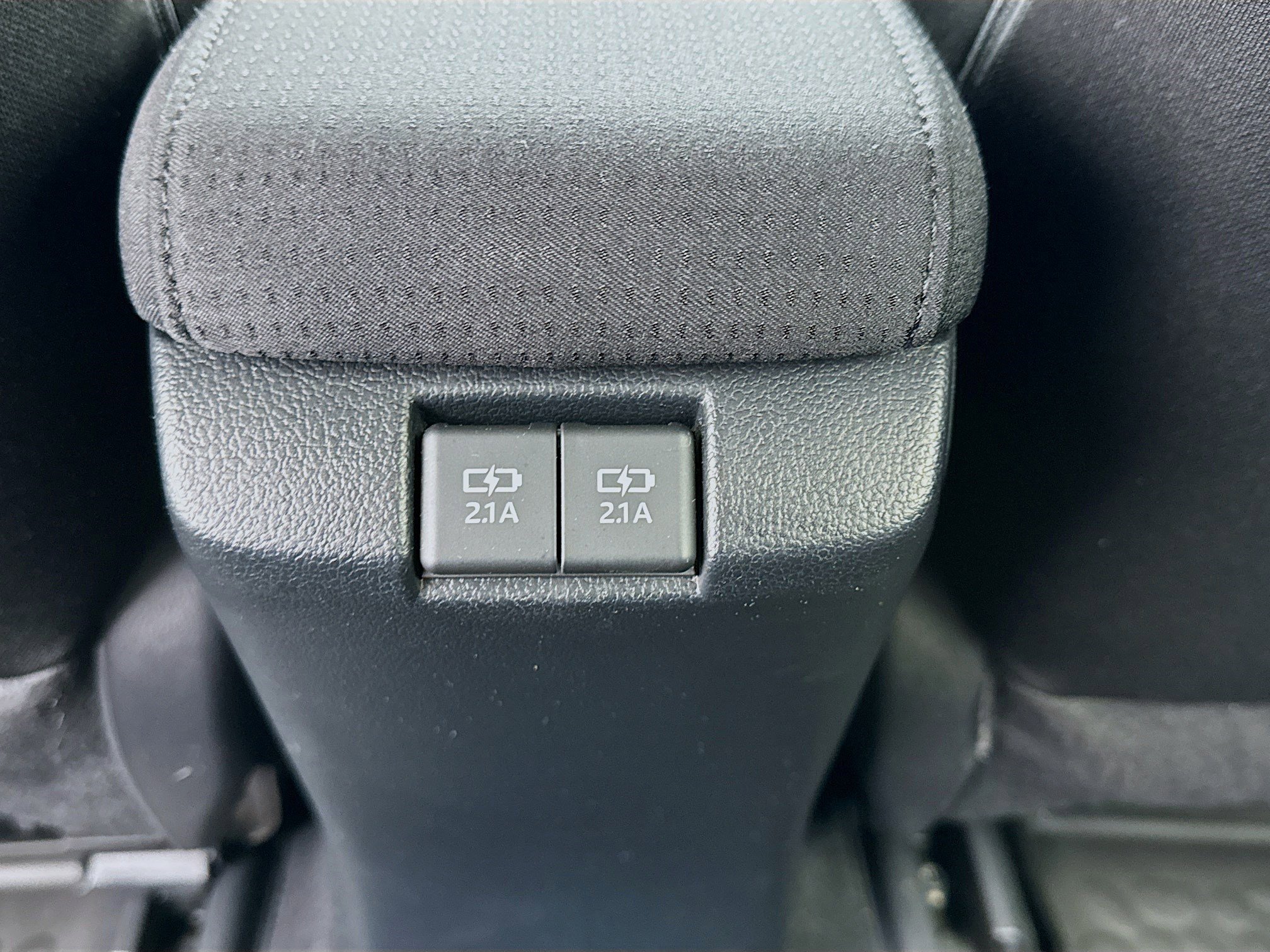 Used 2019 Toyota Prius L Eco image 16