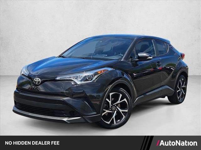 Used 2018 Toyota C-HR XLE FWD image 1